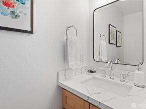 1548 NW 58th Street B, Seattle WA 98107
