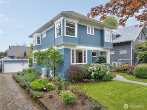2523 32nd Avenue S, Seattle WA 98144