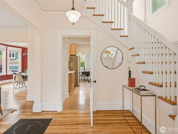 2523 32nd Avenue S, Seattle WA 98144