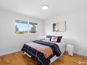1204 E Laurel Street, Kent WA 98030
