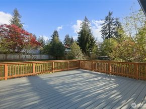 1204 E Laurel Street, Kent WA 98030