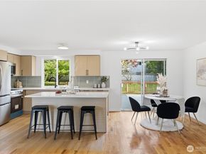 1204 E Laurel Street, Kent WA 98030