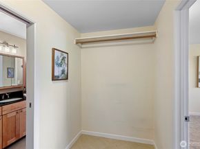 213 Shepard Way NW, Bainbridge Island WA 98110