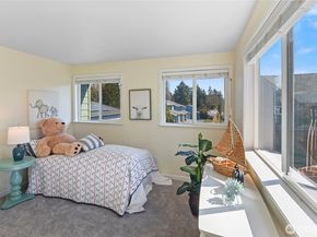 213 Shepard Way NW, Bainbridge Island WA 98110