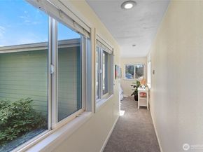 213 Shepard Way NW, Bainbridge Island WA 98110