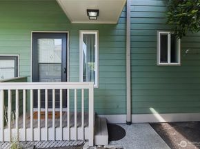 213 Shepard Way NW, Bainbridge Island WA 98110