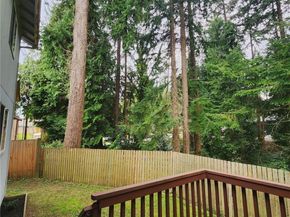 5726 East Drive, Everett WA 98203