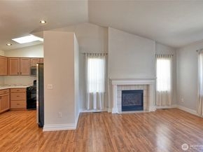 5726 East Drive, Everett WA 98203