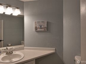 5726 East Drive, Everett WA 98203