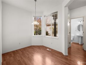 608 Chelan Place NE C, Renton WA 98059