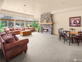 608 Chelan Place NE C, Renton WA 98059