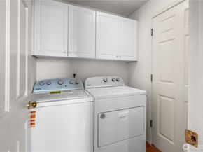 608 Chelan Place NE C, Renton WA 98059