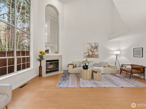 15795 Northup Way 7, Bellevue WA 98008