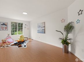 15795 Northup Way 7, Bellevue WA 98008