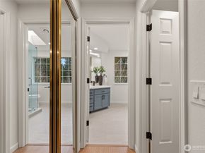 15795 Northup Way 7, Bellevue WA 98008