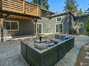 19016 Firlands Way N, Shoreline WA 98133