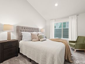 121 21st Avenue E C, Seattle WA 98112