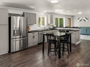 12504 SW 232nd St, Vashon WA 98070