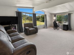 12504 SW 232nd St, Vashon WA 98070