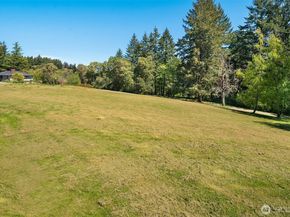 12504 SW 232nd St, Vashon WA 98070