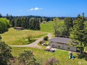 12504 SW 232nd St, Vashon WA 98070