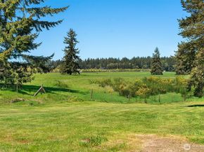 12504 SW 232nd St, Vashon WA 98070