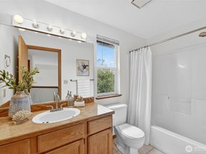 29922 34th Avenue S, Auburn WA 98001