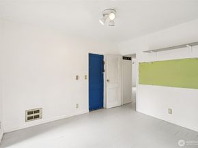 3513 SW 97th Street, Seattle WA 98126