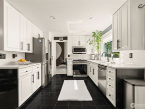 12737 NE 97th Place, Kirkland WA 98033