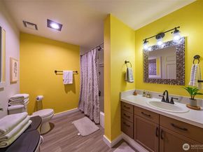 15917 Waynita Way NE E206, Bothell WA 98011