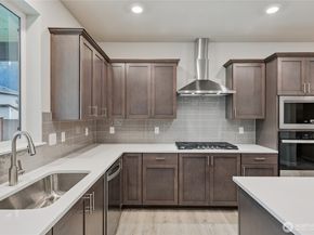 1138 Clearwater Way SE 52, North Bend WA 98045