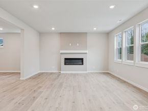 1138 Clearwater Way SE 52, North Bend WA 98045