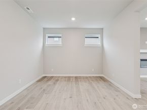 1138 Clearwater Way SE 52, North Bend WA 98045