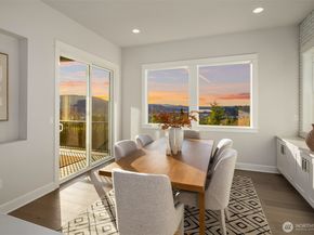 1335 Westridge Way NE, Issaquah WA 98029
