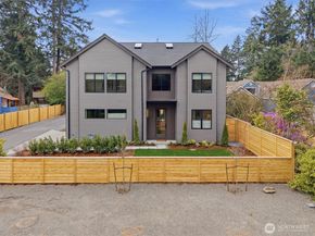 10733 17th Avenue NE, Seattle WA 98125