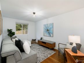 8828 238th Street SW C3, Edmonds WA 98026