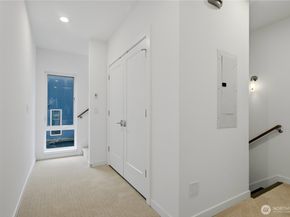 7433 A 4th Avenue NE, Seattle WA 98115