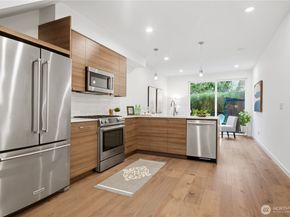 7433 A 4th Avenue NE, Seattle WA 98115