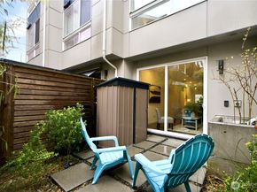 7433 A 4th Avenue NE, Seattle WA 98115