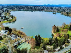 7433 A 4th Avenue NE, Seattle WA 98115