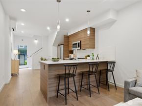 7433 A 4th Avenue NE, Seattle WA 98115