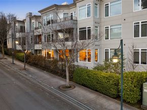 225 4th Avenue A304, Kirkland WA 98033