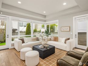 214 4th Court S 6, Kirkland WA 98033