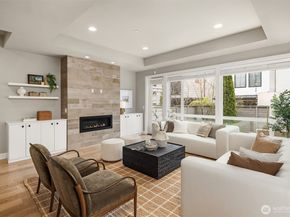 214 4th Court S 6, Kirkland WA 98033