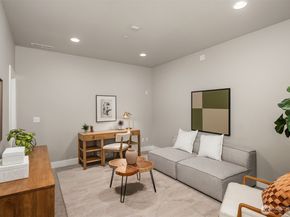 214 4th Court S 6, Kirkland WA 98033