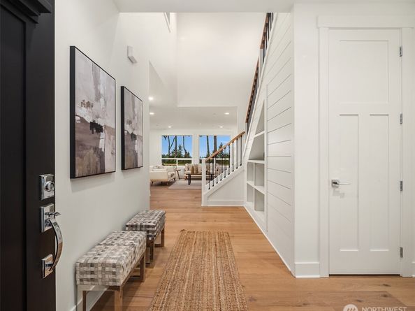 22214 98th Avenue W, Edmonds WA 98020