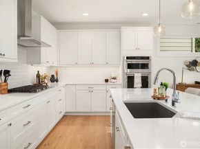 22214 98th Avenue W, Edmonds WA 98020