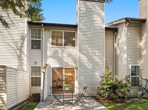 15600 116th Avenue NE O3, Bothell WA 98011