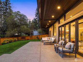10314 SE 25th Street, Bellevue WA 98004