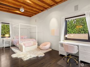 10314 SE 25th Street, Bellevue WA 98004